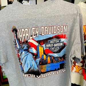 Vintage Harley-Davidson TWIN TOWERS grey t shirt NYC, Statue of Liberty sz: M